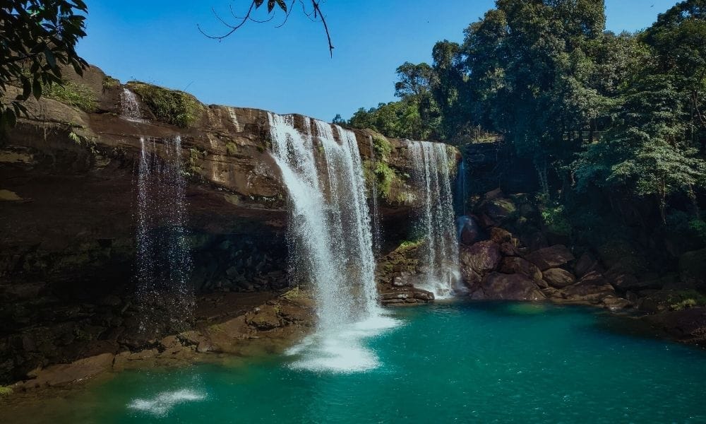 Krang-Sui-Waterfall-Meghalaya